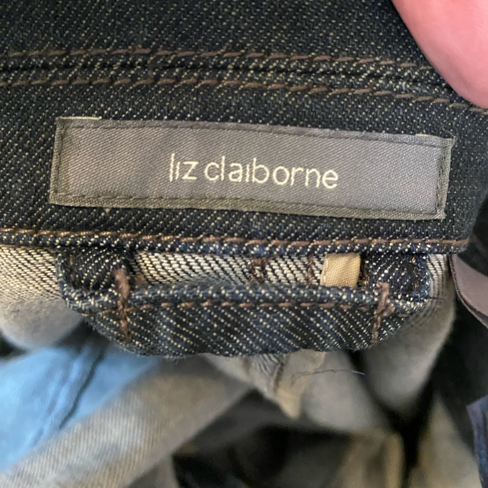 Liz Claiborne Women’s Denim Blazer, Fitted, Dark Blue, Brown Buttons, Size Med - Picture 9 of 10